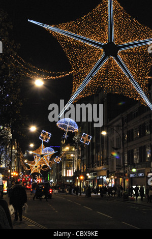 2011 London Oxford Street Weihnachtsbeleuchtung, UK. Stockfoto