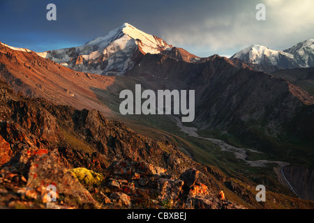 Sowjetische's Peak (4300 m ü.m) im Tien-Shan-Gebirge, Kasachstan Stockfoto