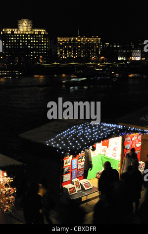 Londoner Southbank Centre Weihnachtsmärkte 2011, UK. Stockfoto