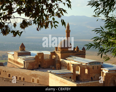 Ishak Pasha Saray, ein Wahrzeichen und Sehenswürdigkeit in Dogubeyazit, Osttürkei Stockfoto