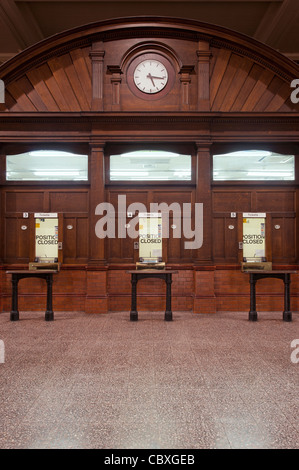 Leere Kasse Kassen in Manchester Victoria Rail Bahnhof Zug. Stockfoto