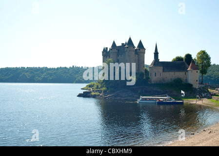 Mittelalterlichen Chateau de Val Bortes les Orgues, Frankreich Stockfoto