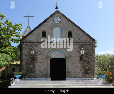 Kirche Notre-Dame de Assomption RC in rue Jean Calot im Fond-du-Pfarrer, der Terre de Haut Insel. - Isles de Saintes Stockfoto