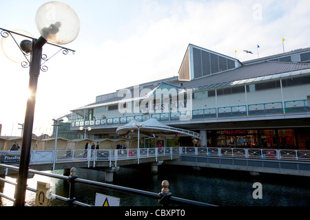 Kingston nach Hull, Hull City, East Riding of Yorkshire, England, UK außerhalb äußere des Princes Quay Kai Einkaufszentrum Stockfoto