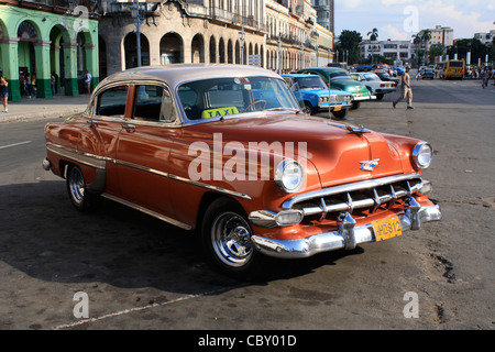 Eine alte Oldtimer verwendet als Taxi in Havanna, Kuba Stockfoto