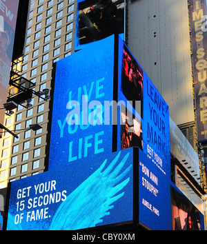 Times Square Neonlichter Stockfoto