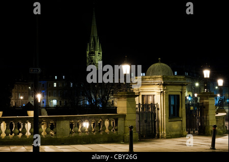 Stadt Bath, Somerset - Eingang zur Parade Gardens Stockfoto