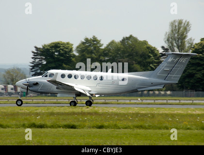 Beechcraft B300 Super King Air 350 (M-5, registriert auf der Isle Of Man) am großen Vintage fliegen Wochenende Stockfoto