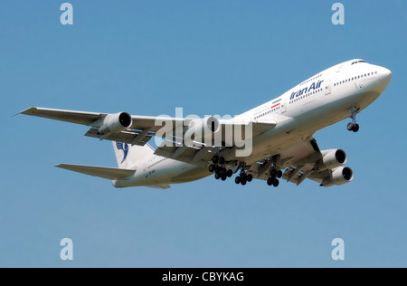 Iran Air Boeing 747-200 (EP-IAH) landet am Flughafen London Heathrow. Stockfoto