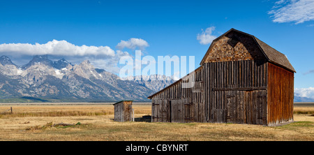 Scheune entlang Mormone Zeile in Grand Teton Nationalpark Stockfoto