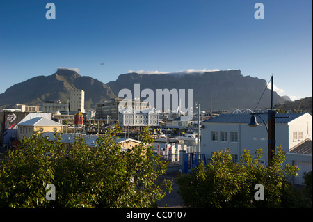 Tafelberg von der Victoria and Albert Waterfront, Cape Town South Africa. Stockfoto