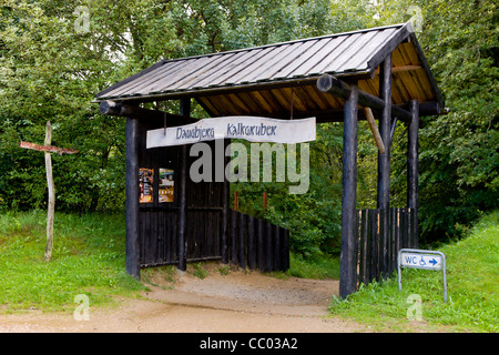 Der Eingang zum Daugbjerg Kalkstein Minen in der Nähe von Viborg, Dänemark Stockfoto