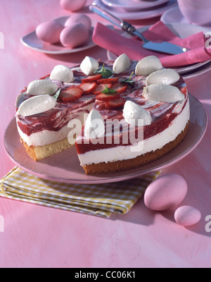 Erdbeer - Rhabarber-Tarte, Schnitt Stockfoto