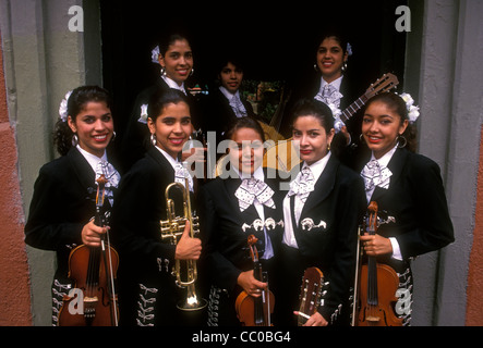 Mexikaner mexikanische Frauen Frauen Mariachi Bandmitglieder Tlaquepaque Jalisco Staat Mexiko Stockfoto