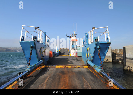 Loading Ramp Deck von Islay, Jura Auto Fähre in der schottischen Islandss Port Askaig auf Islay Feolin Jura Stockfoto