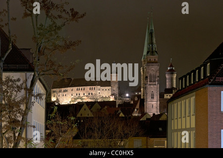 Nachtzeit Blick über das alte Stadt Nürnberg, Franken, Bayern, Deutschland, Europa. Stockfoto