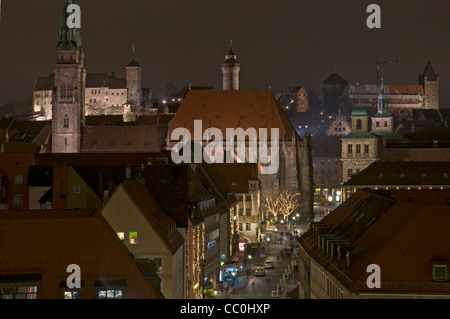 Nachtzeit Blick über das alte Stadt Nürnberg, Franken, Bayern, Deutschland, Europa. Stockfoto