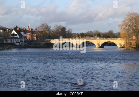 Brücke über die Themse in Henley Oxfordshire Stockfoto