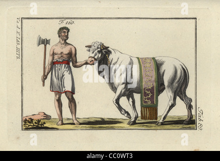 Opfernden Stier in dekorative Schärpe geführt, um von einer Axt-schwingende Roman zu opfern. Stockfoto