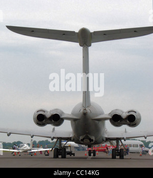 Betankung Tanker Vickers VC-10 K3 (ZA147) von hinten am Flugplatz Kemble, Gloucestershire, England Stockfoto