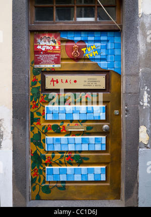 Offene Türen-Kunst-Projekt, Verjüngung der verfallenen Altstadt von Funchal, Madeira Stockfoto