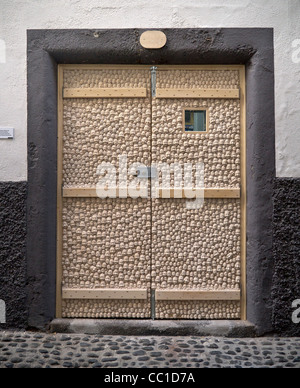 Offene Türen-Kunst-Projekt, Verjüngung der verfallenen Altstadt von Funchal, Madeira Stockfoto