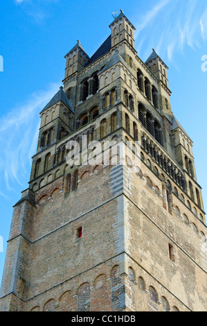 Außenansicht des St Salvators Cathedral in Brügge Belgien Stockfoto