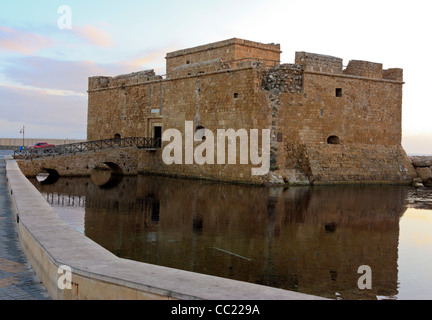 Die alte Festung im Hafen von Paphos, Zypern Stockfoto