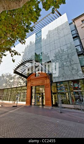 Eingang der Bibliothèque de Marseille À Berufung Régionale, BMVR, Alcazar Bibliothek, Marseille, Frankreich Stockfoto