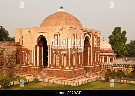 Alai Darwaza, Qutb Minar-Komplex, New Delhi, Indien Stockfoto