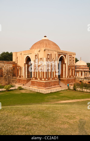 Alai Darwaza, Qutb Minar-Komplex, New Delhi, Indien Stockfoto