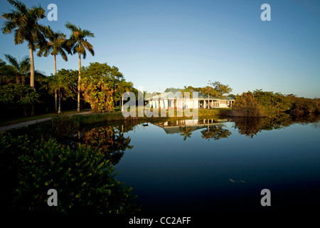 Besucherzentrum und See bei Anhinga Trail, Everglades Nationalpark in Florida, USA Stockfoto