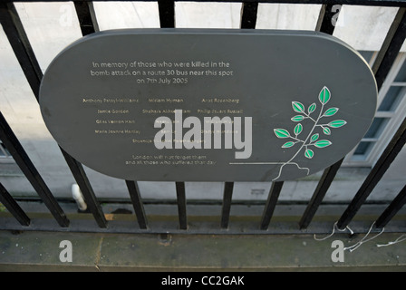 Denkmal in Tavistock Square in London, England, den Opfern der Selbstmordattentate der 7. Juli 2005 Stockfoto