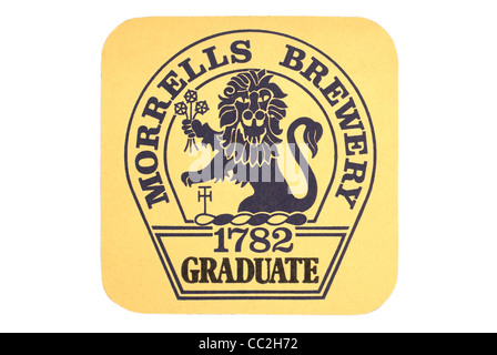 Bierdeckel / Mat - Polyamory Brauerei, Oxford, England mit einer Anzeige für ihre Varsity Ale zu Tropfen. Stockfoto