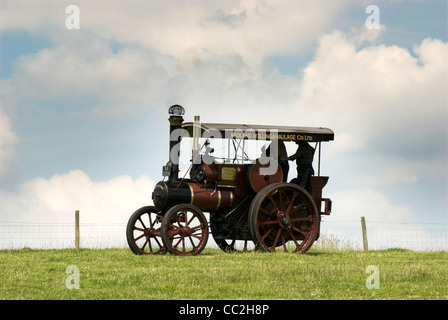 Ein Tasker B2 4nhp Traktor, 1908 gebaut und hier bei der Wiston Steam Rally in West Sussex abgebildet. Stockfoto