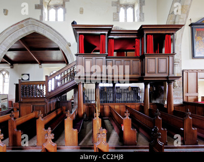 Milbanke Familie Pew bei der Church of St Peter, Croft, Yorkshire North Riding Stockfoto