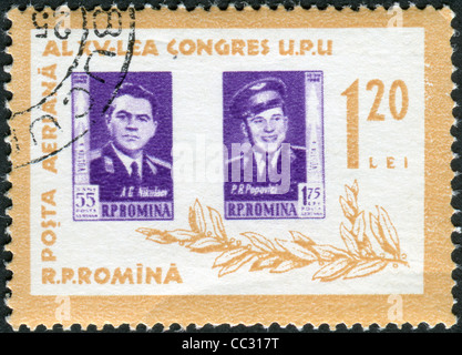 Eine Briefmarke gedruckt in Rumänien, porträtiert sowjetischen Kosmonauten Andriyan Nikolajew und Pavel Popovich, ca. 1963 Stockfoto