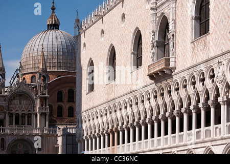 Blick auf die Basilica di San Marco, Venedig, Italien Stockfoto