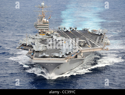 Die Flugzeugträger der Nimitz-Klasse USS Abraham Lincoln (CVN-72) Stockfoto