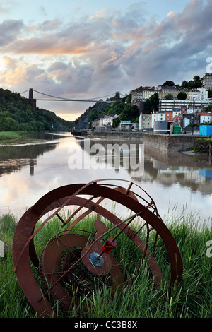 Mündung des Flusses Avon bei Bristol mit Navigationsmarker Stockfoto