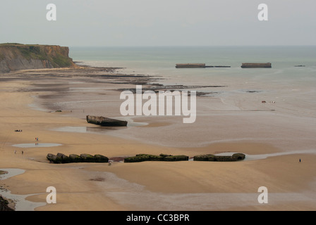 Mulberry Hafen, einen temporären Hafen entwickelt im zweiten Weltkrieg, Fracht an den Stränden während der Invasion der Alliierten in der Normandie zu verlagern Stockfoto