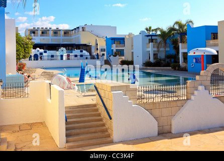 Apartment-Hotel in Paphos, Zypern Stockfoto