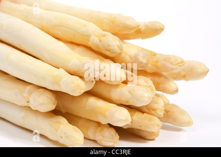 Spitzen der weißen Spargel in Makro Stockfoto