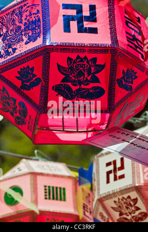 Korea, Gyeongsangnam-Do, Busan, Beomeo-Sa Tempel, Laternen, Bhuddda Geburtstag feiern Stockfoto