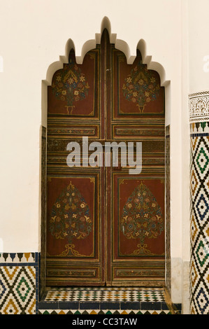 Marokko, Marrakesch, Musee de Marrakesch (untergebracht in einem restaurierten 19. Jahrhundert-Riad Dar Mnebbi) Tür Stockfoto
