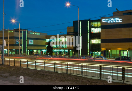 Zeitgenössische Architektur, Nachtansicht, Varna, Bulgarien, Osteuropa Stockfoto