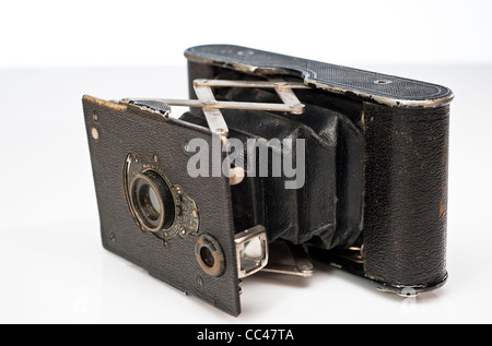 Vintage Kodak Vest Pocket VP Autographen Falten-Kamera / horizontale Vorderansicht Stockfoto
