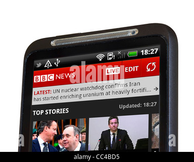 BBC Nachrichten-app auf einem HTC-smartphone Stockfoto