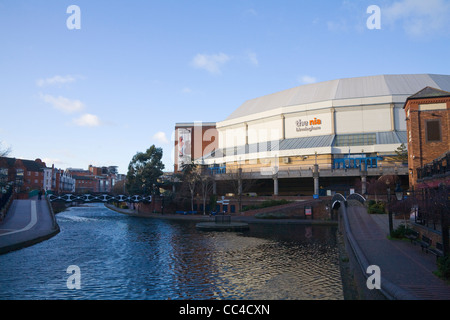 Birmingham West Midlands alte drehen Kreuzung am Birmingham Kanäle Navigation mit NIA canalside Stockfoto