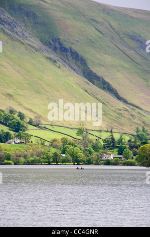Lake Ullswater, Frühling, Segeln, Bootfahren, Wandern, Erholungsraum, Nationalpark Lake District, Cumberland, United Kingdom, England, UK Stockfoto